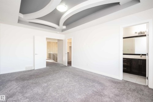 2021 15 Avenue, Edmonton, AB - Indoor Photo Showing Other Room