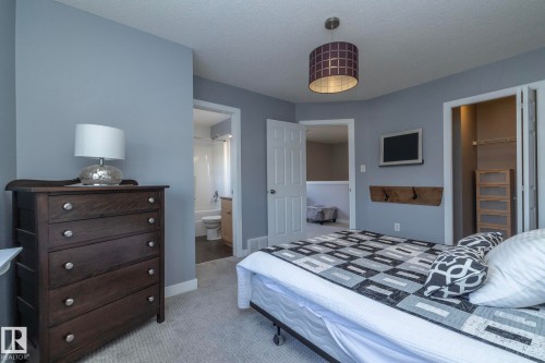 1615 Rutherford Road, Edmonton, AB - Indoor Photo Showing Bedroom