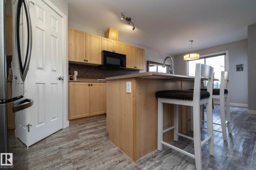 1615 Rutherford Road, Edmonton, AB - Indoor Photo Showing Kitchen