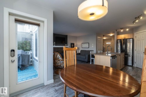 1615 Rutherford Road, Edmonton, AB - Indoor