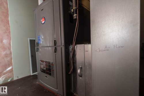 1615 Rutherford Road, Edmonton, AB - Indoor