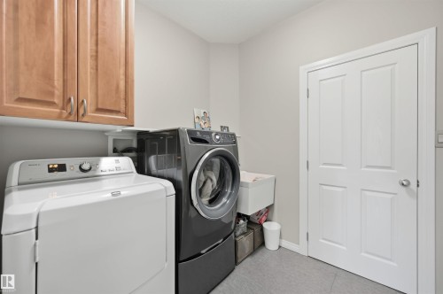 2311 Bailey Court, Edmonton, AB - Indoor Photo Showing Laundry Room