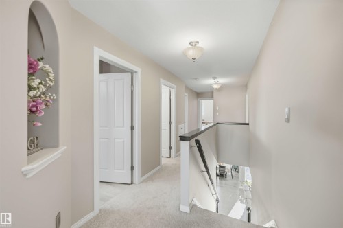 2311 Bailey Court, Edmonton, AB - Indoor Photo Showing Other Room