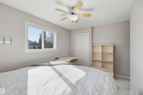 2311 Bailey Court, Edmonton, AB - Indoor Photo Showing Bedroom