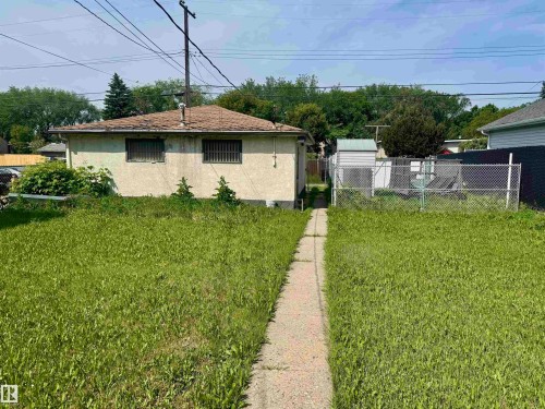 12312 82 Street, Edmonton, AB - Outdoor