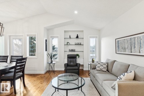 161 Forrest Drive, Sherwood Park, AB - Indoor Photo Showing Living Room
