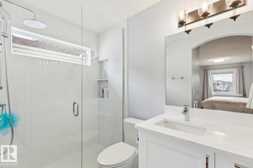 161 Forrest Drive, Sherwood Park, AB - Indoor Photo Showing Bathroom