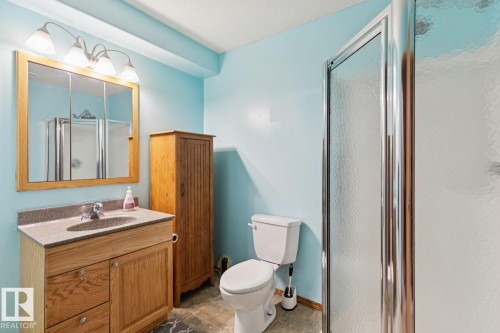 161 Forrest Drive, Sherwood Park, AB - Indoor Photo Showing Bathroom
