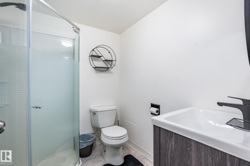 139 Willow Drive, Wetaskiwin, AB - Indoor Photo Showing Bathroom