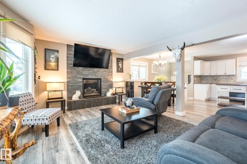 139 Willow Drive, Wetaskiwin, AB - Indoor Photo Showing Living Room With Fireplace