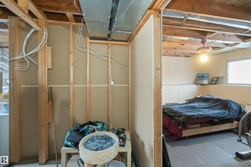 32 52432 Rge Road 20, Rural Parkland County, AB - Indoor