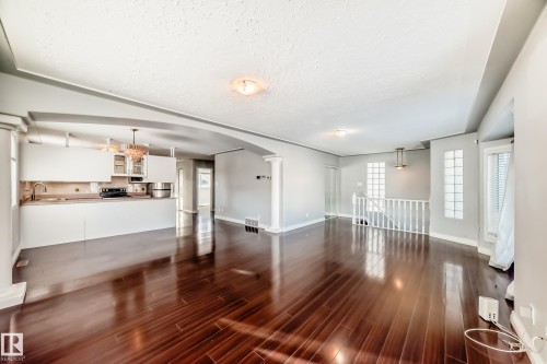 3641 114 Avenue, Edmonton, AB - Indoor Photo Showing Other Room