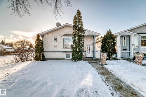 3641 114 Avenue, Edmonton, AB - Outdoor With Facade