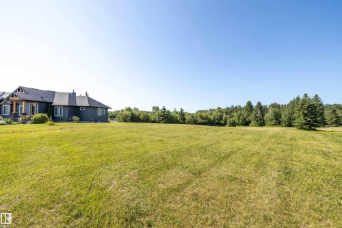2036 Aspen Way, Rural Parkland County, AB 