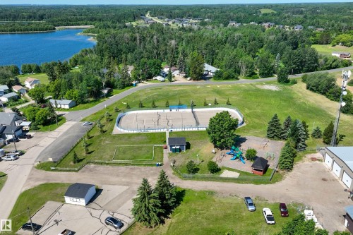 2036 Aspen Way, Rural Parkland County, AB 