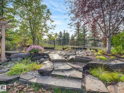 2408 Martell Crescent, Edmonton, AB - Outdoor