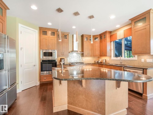 2408 Martell Crescent, Edmonton, AB - Indoor Photo Showing Kitchen With Stainless Steel Kitchen With Upgraded Kitchen