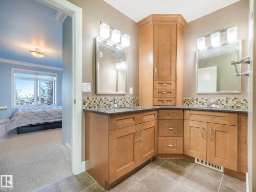 2408 Martell Crescent, Edmonton, AB - Indoor Photo Showing Bathroom