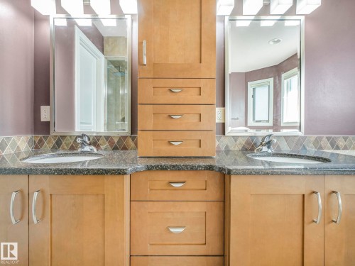 2408 Martell Crescent, Edmonton, AB - Indoor Photo Showing Bathroom
