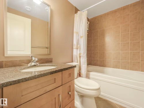 2408 Martell Crescent, Edmonton, AB - Indoor Photo Showing Bathroom