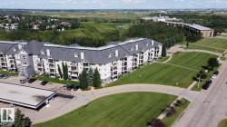 315 592 HOOKE Road  Edmonton, AB T5A 5H2