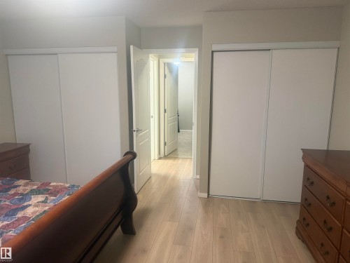 315 592 Hooke Road, Edmonton, AB - Indoor Photo Showing Bedroom