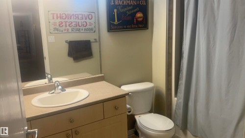 315 592 Hooke Road, Edmonton, AB - Indoor Photo Showing Bathroom