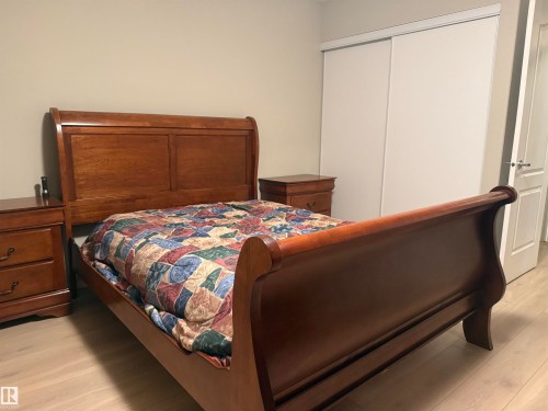 315 592 Hooke Road, Edmonton, AB - Indoor Photo Showing Bedroom