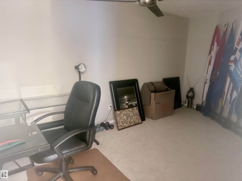 315 592 Hooke Road, Edmonton, AB - Indoor Photo Showing Office