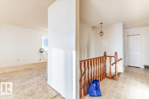 5204 55 Street, Thorsby, AB - Indoor Photo Showing Other Room