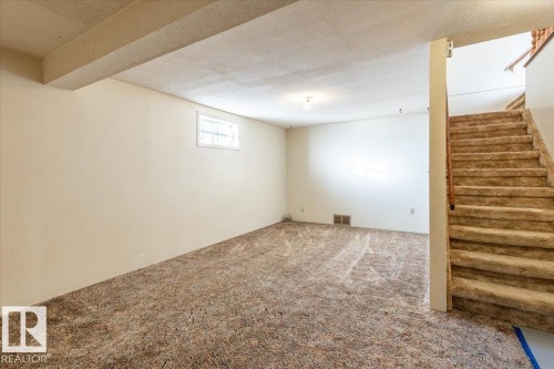 5204 55 Street, Thorsby, AB - Indoor Photo Showing Other Room