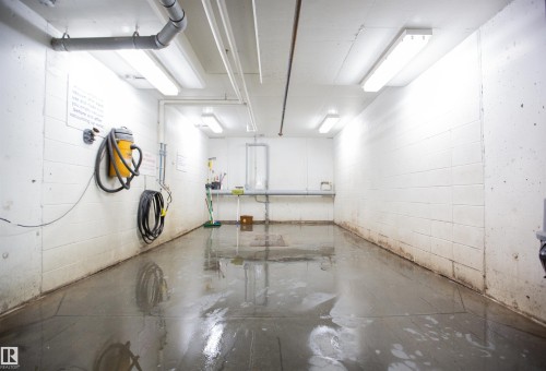 404 9820 165 Street, Edmonton, AB - Indoor