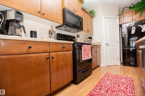 404 9820 165 Street, Edmonton, AB - Indoor Photo Showing Kitchen