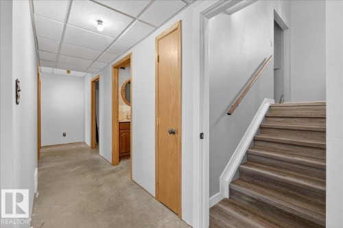 293 22106 S Cooking Lake Road, Rural Strathcona County, AB - Indoor Photo Showing Other Room