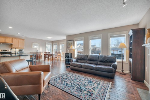 581 Foxboro Loop, Sherwood Park, AB - Indoor Photo Showing Living Room