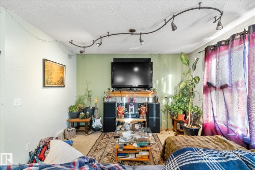 15035 133 Street, Edmonton, AB - Indoor