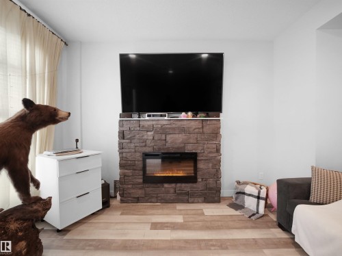 92 804 Welsh Drive, Edmonton, AB - Indoor Photo Showing Living Room With Fireplace