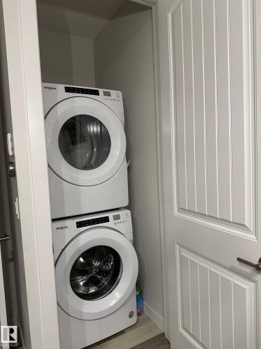 92 804 Welsh Drive, Edmonton, AB - Indoor Photo Showing Laundry Room