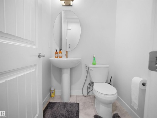 92 804 Welsh Drive, Edmonton, AB - Indoor Photo Showing Bathroom