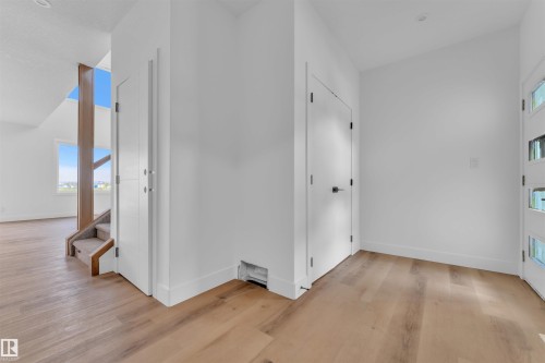 1914 155 Avenue, Edmonton, AB - Indoor Photo Showing Other Room