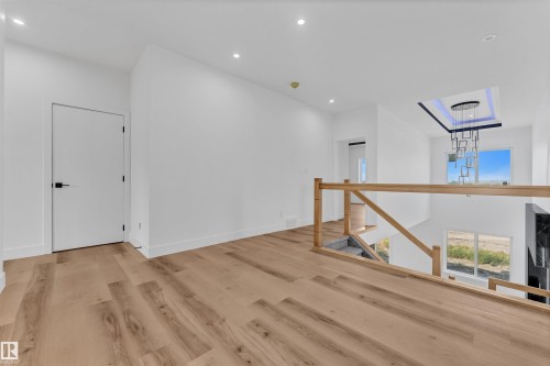 1914 155 Avenue, Edmonton, AB - Indoor Photo Showing Other Room