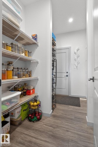 9514 Pear Close, Edmonton, AB - Indoor With Storage