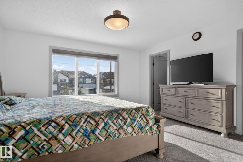 9514 Pear Close, Edmonton, AB - Indoor Photo Showing Bedroom