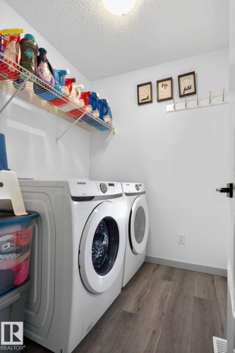 9514 Pear Close, Edmonton, AB - Indoor Photo Showing Laundry Room
