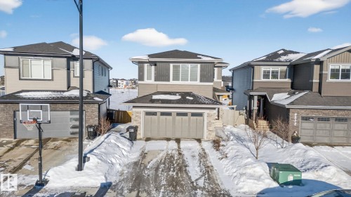 9514 Pear Close, Edmonton, AB - Outdoor