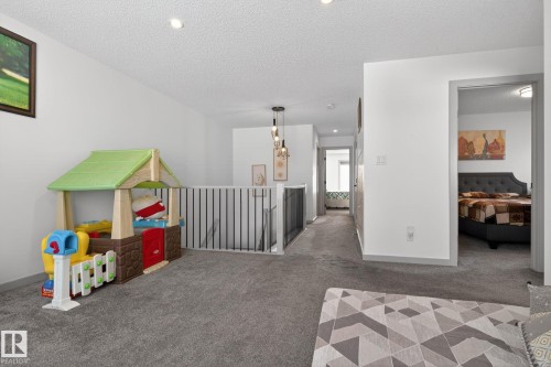 9514 Pear Close, Edmonton, AB - Indoor
