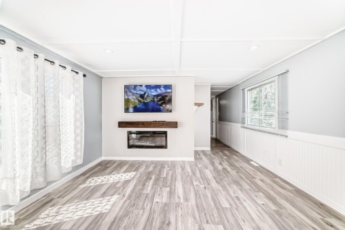 404 Evergreen Park, Edmonton, AB - Indoor With Fireplace