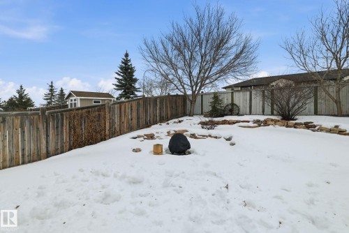 22 Lamplight Bay, Spruce Grove, AB - Outdoor