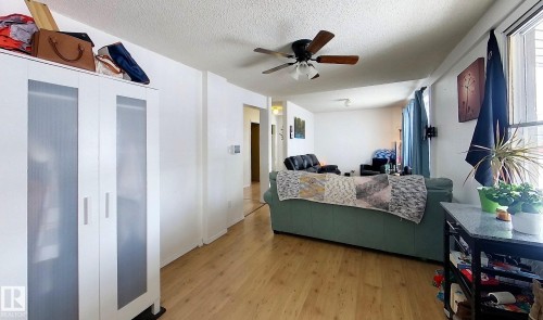 5137 6Th Avenue, Edson, AB - Indoor