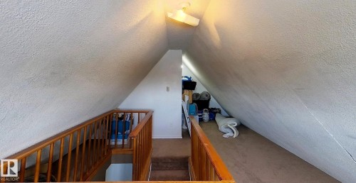 5137 6Th Avenue, Edson, AB - Indoor Photo Showing Other Room